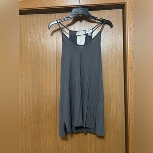 Gray tank top